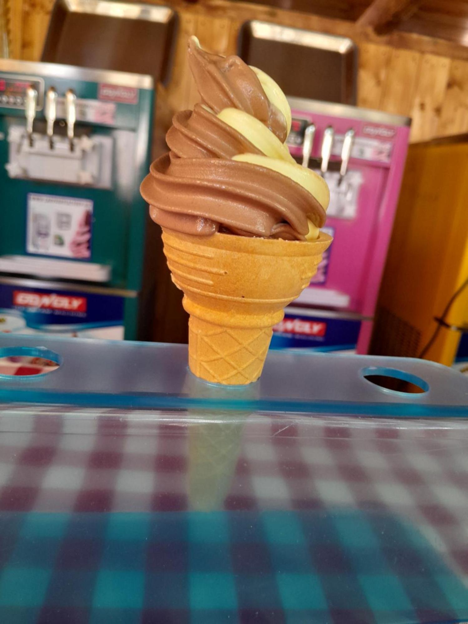 Voeroes Alom Panzio Panzió Tiszakécske Kültér fotó